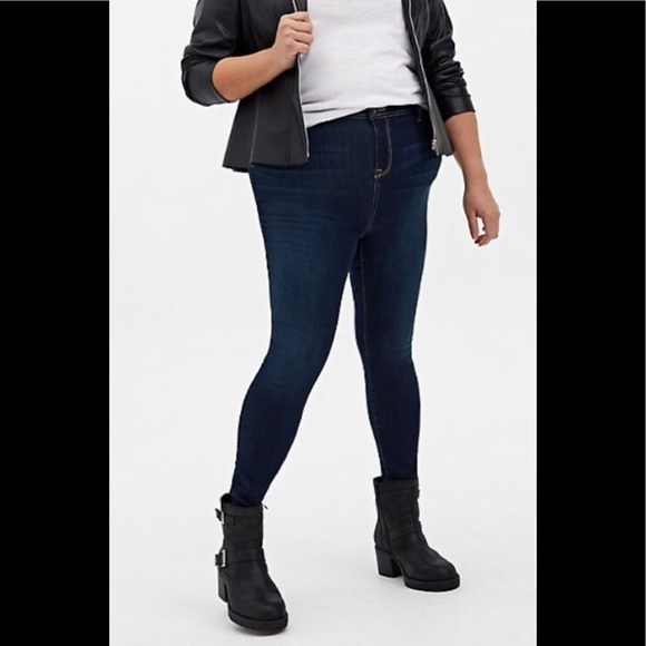Torrid/ MIDFIT SKINNY SUPER SOFT MID-RISE JEAN / 14R - Picture 2 of 16